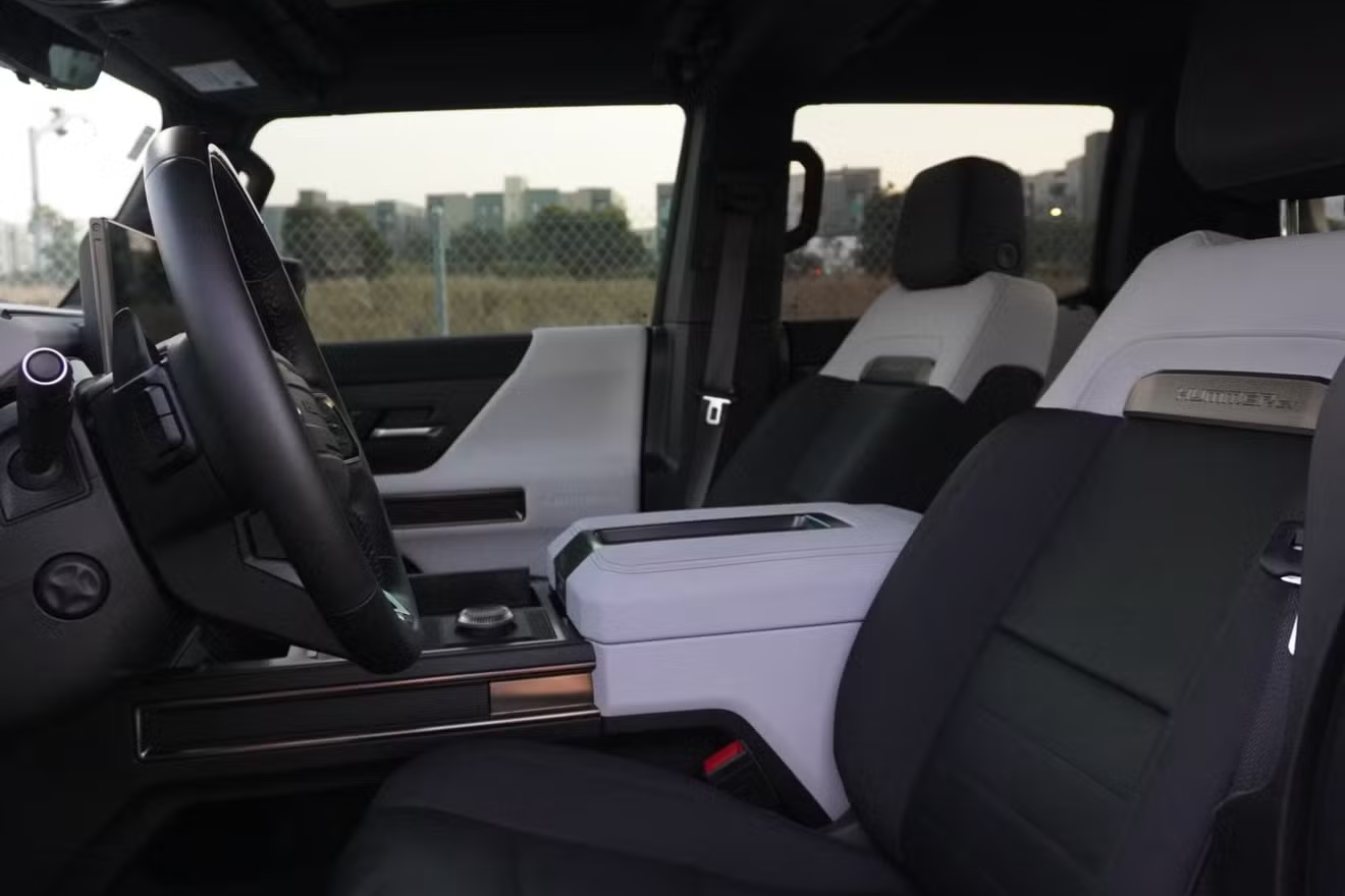 2024 Hummer EV