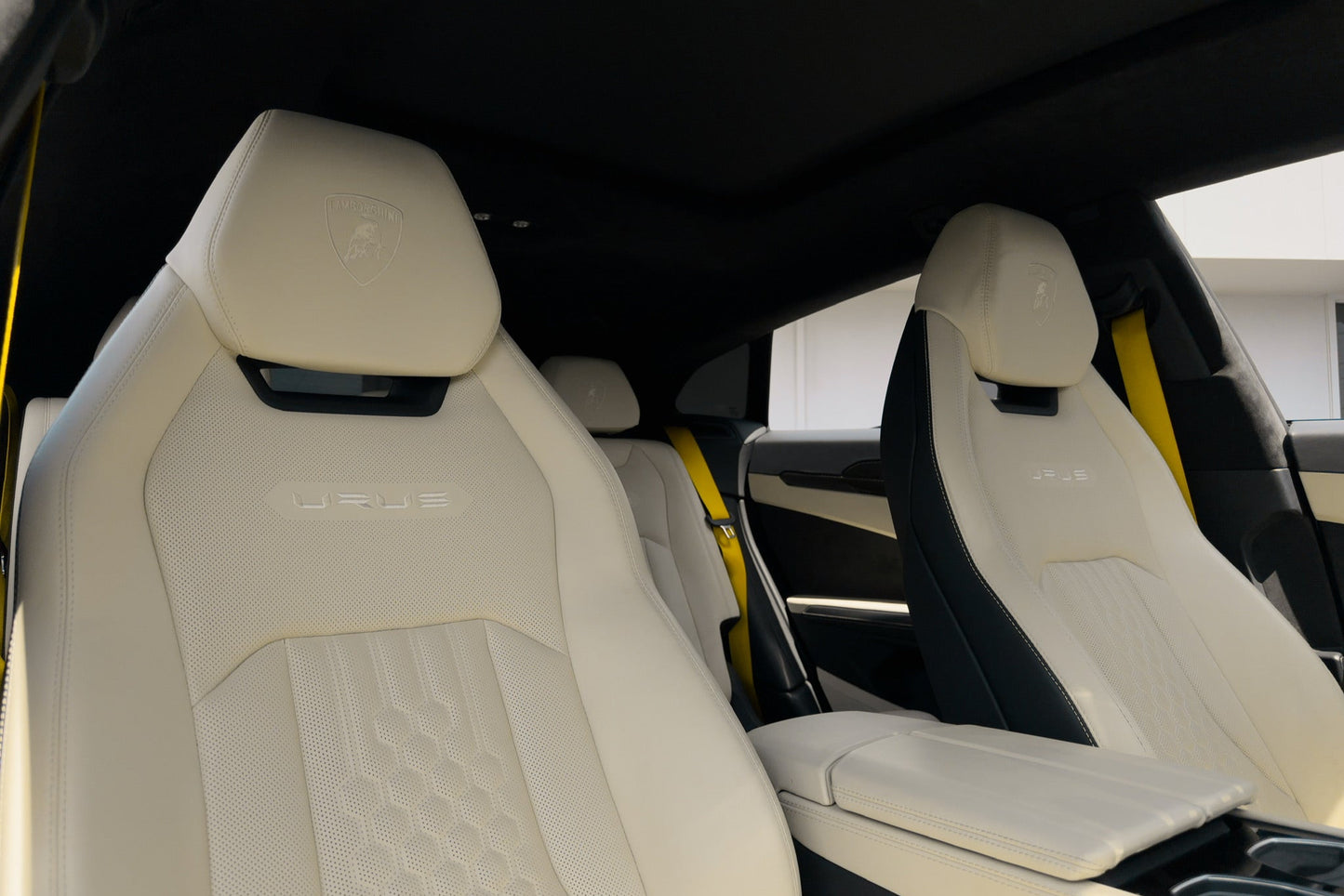 2023 Lamborghini Urus S